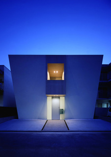 Symmetry Court House-2.jpg